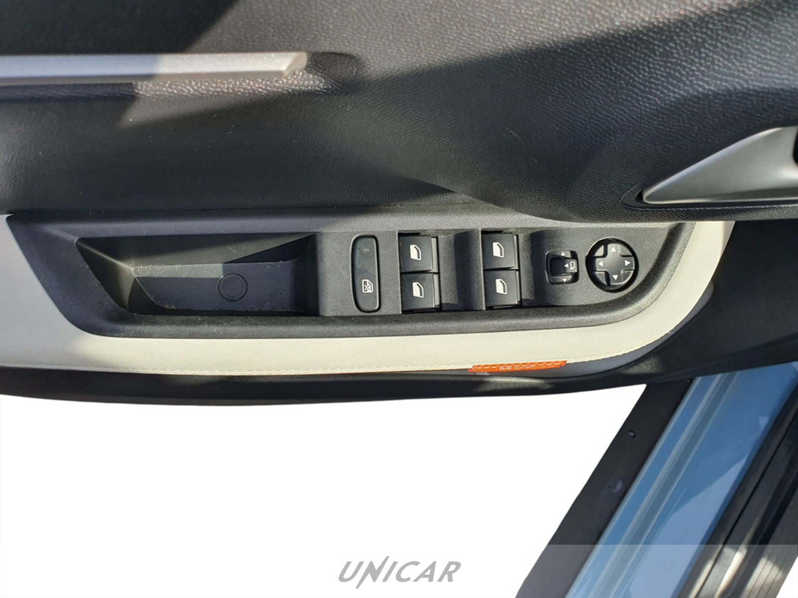 UNICAR Citroen C3