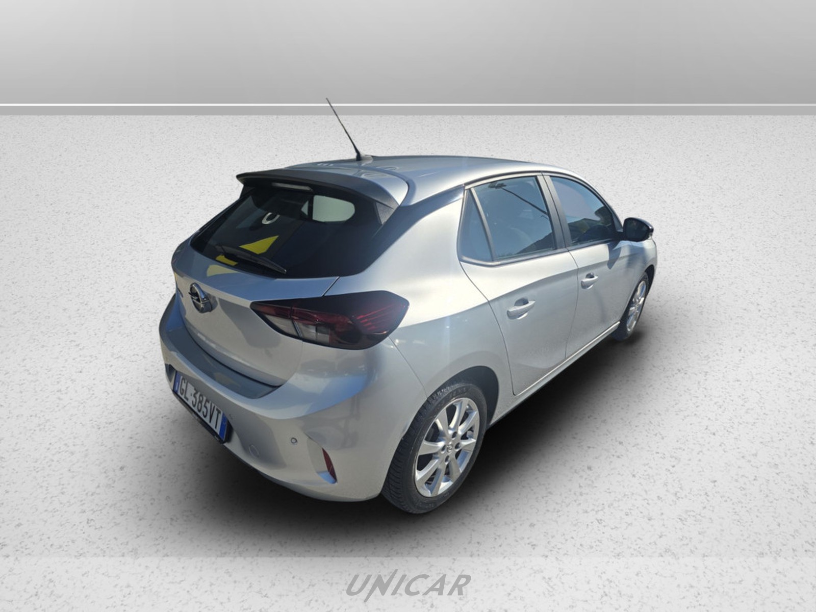 UNICAR Opel Corsa