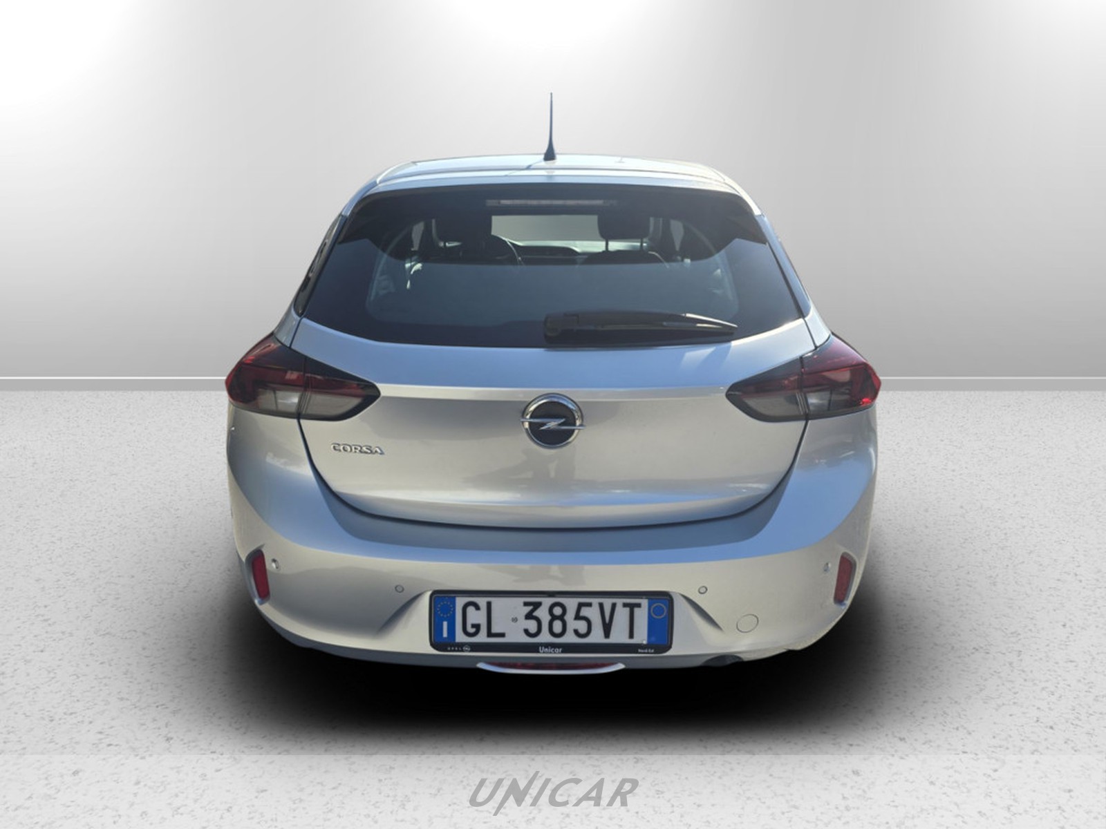UNICAR Opel Corsa