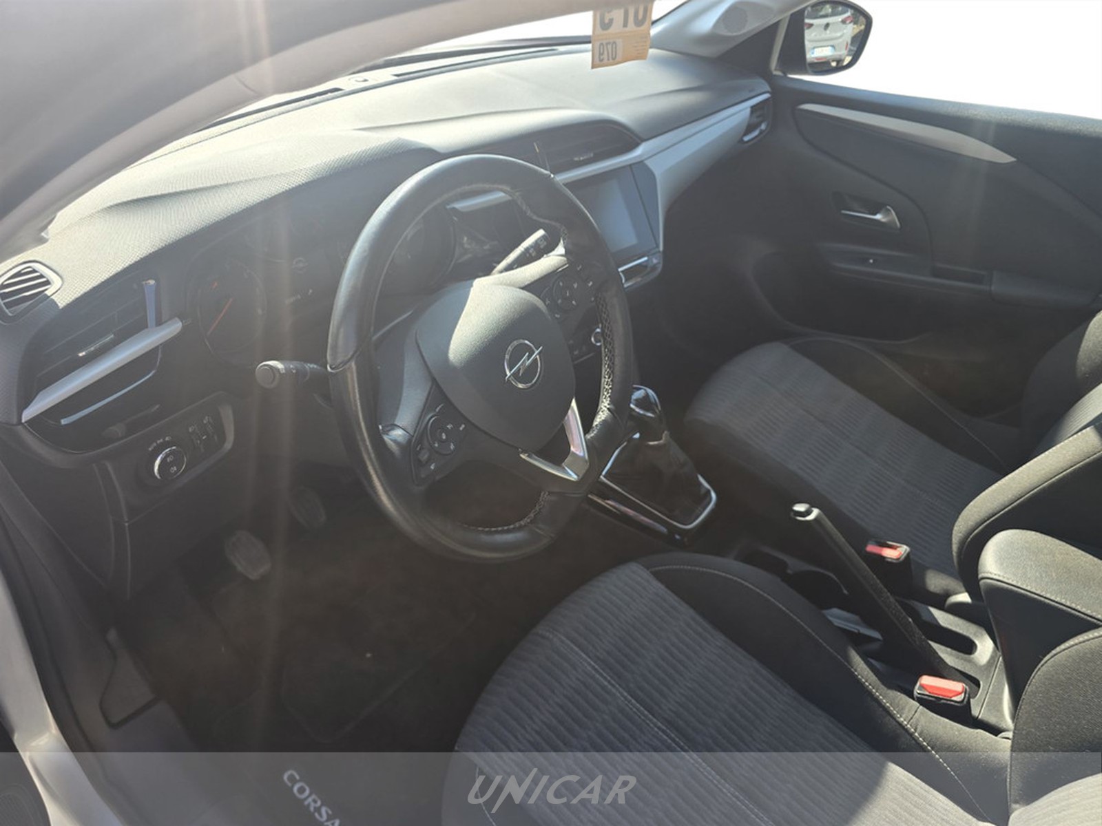 UNICAR Opel Corsa