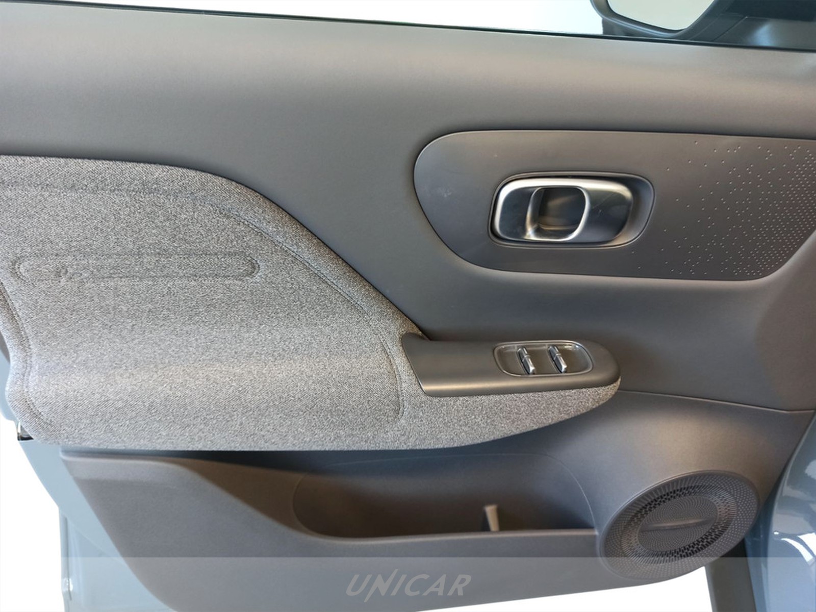 UNICAR Leapmotor B10