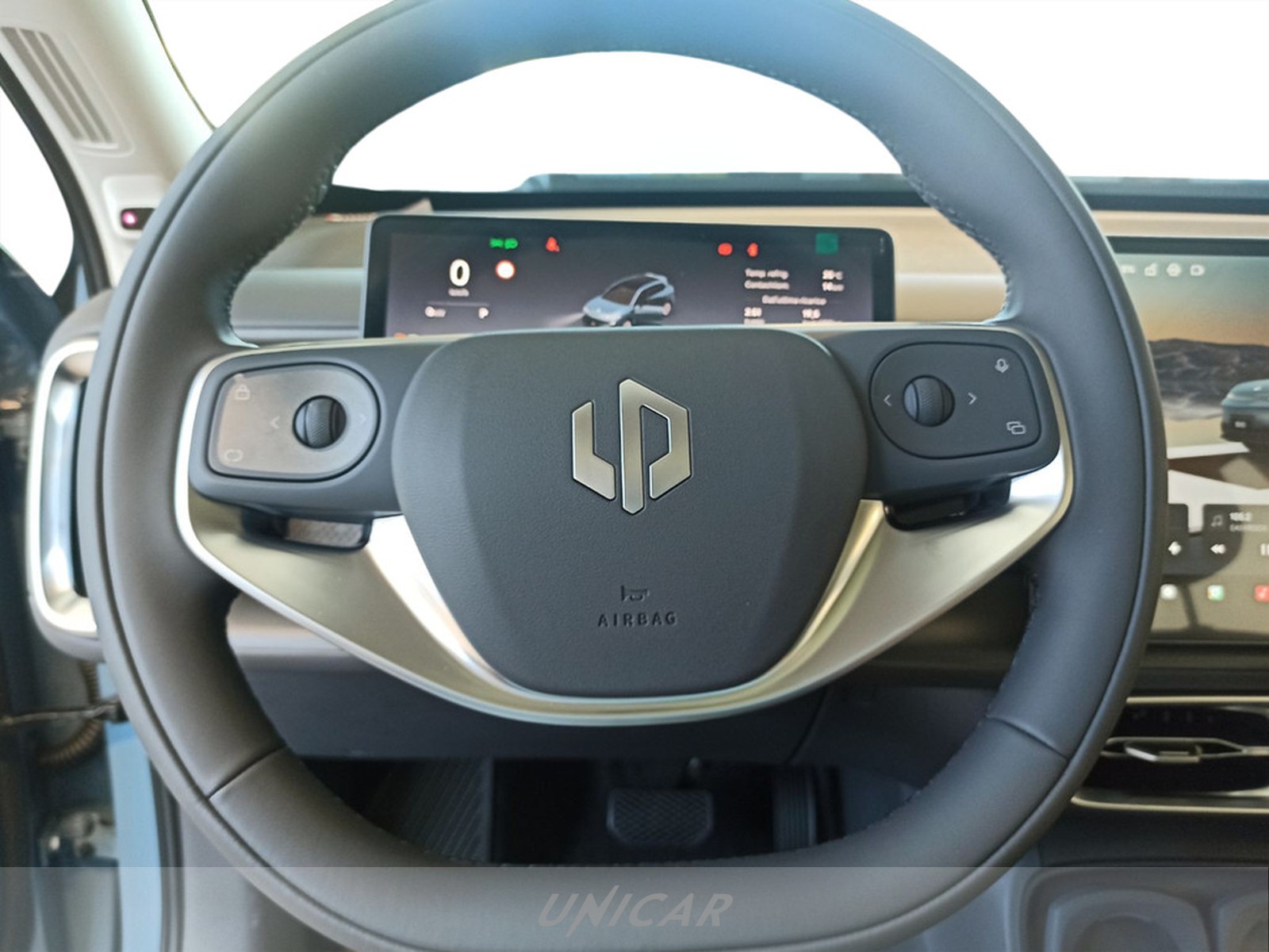 UNICAR Leapmotor B10