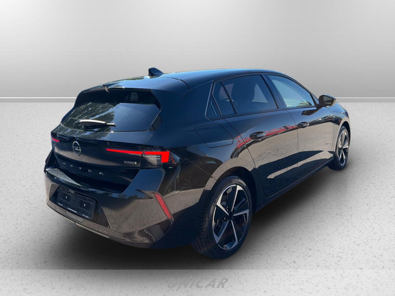 UNICAR Opel Astra