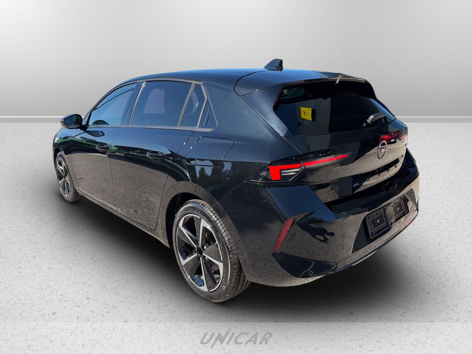 UNICAR Opel Astra
