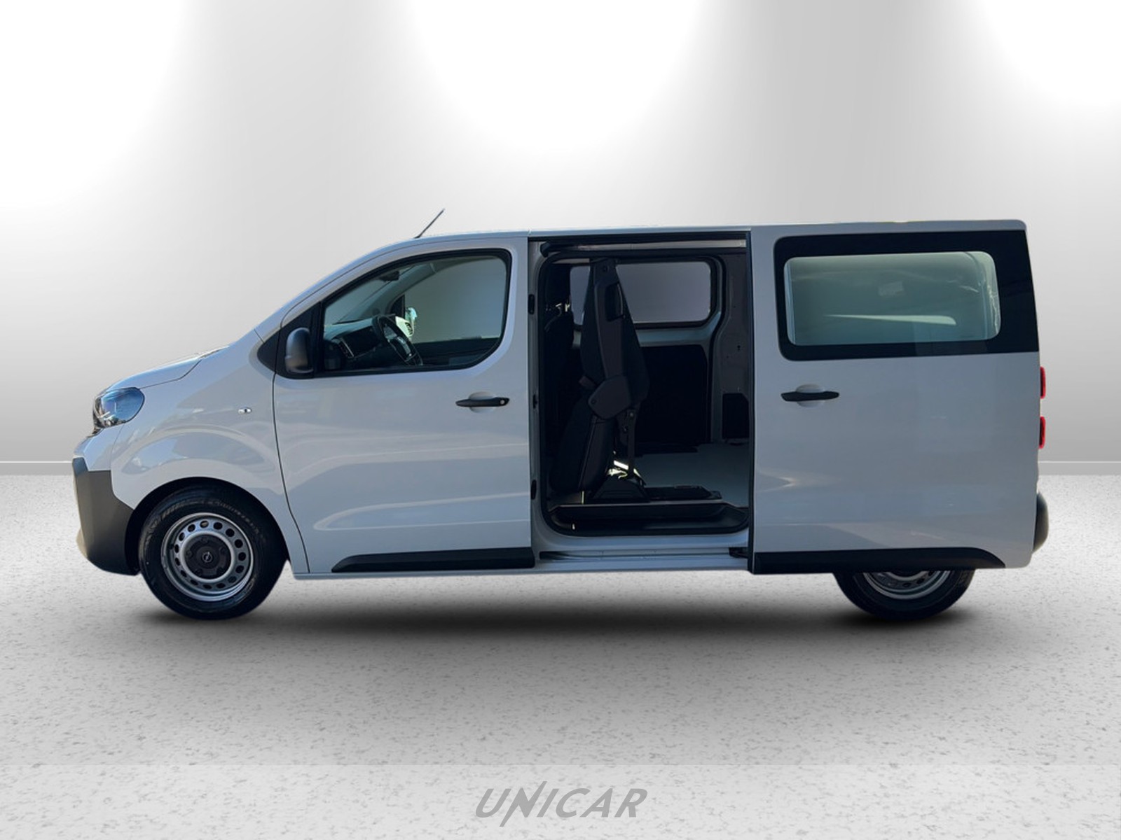 UNICAR Opel Vivaro
