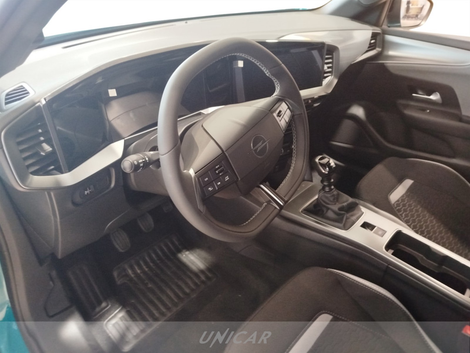 UNICAR Opel Mokka