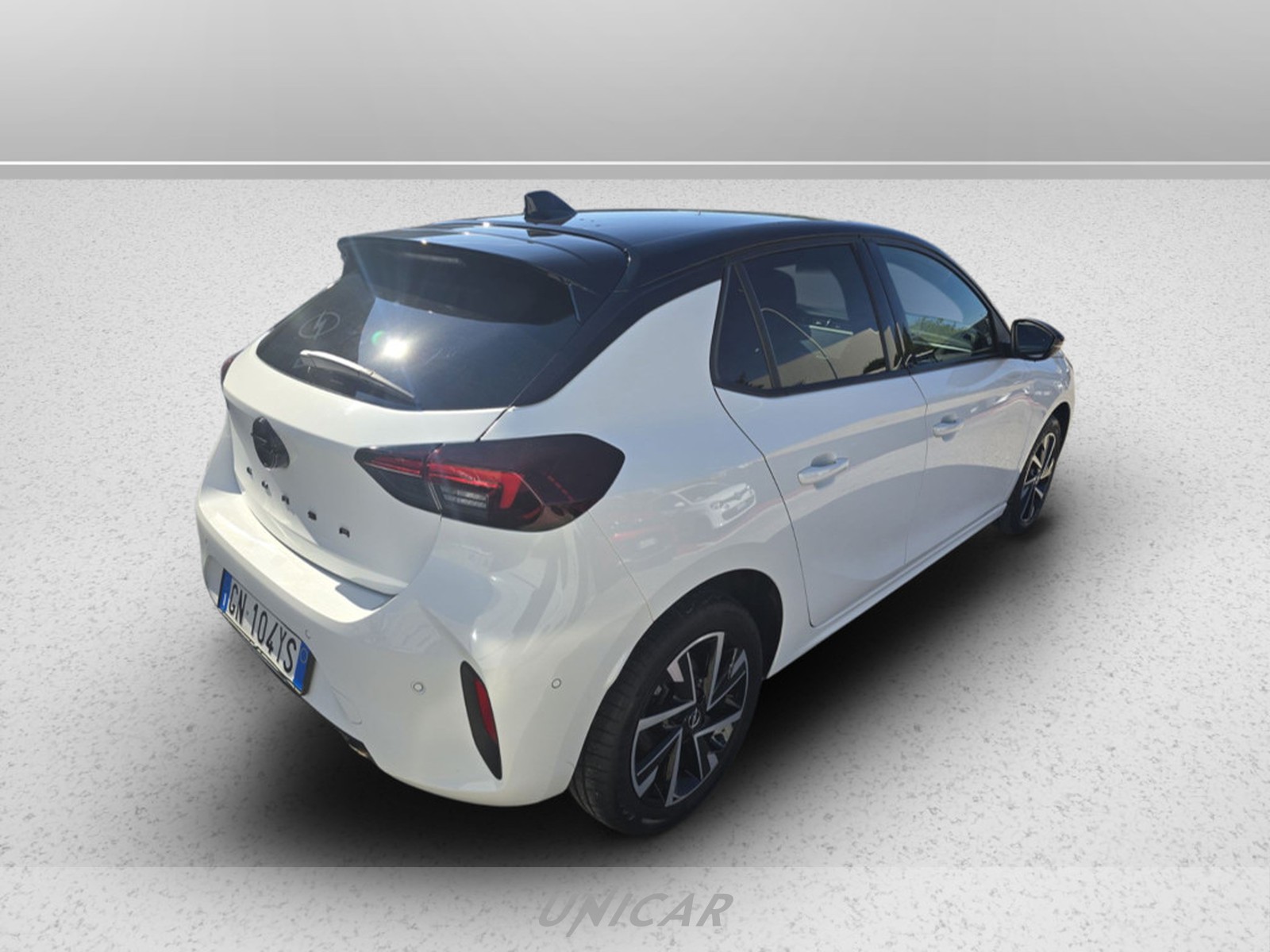 UNICAR Opel Corsa