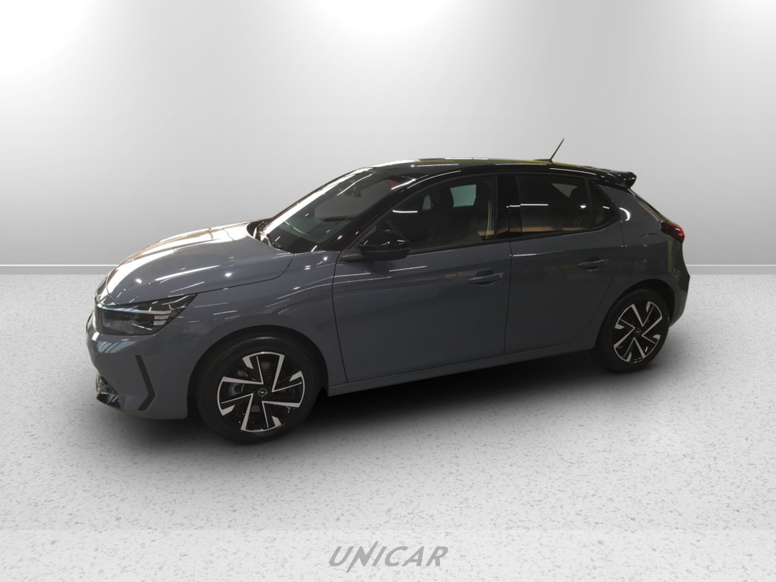 UNICAR Opel Corsa