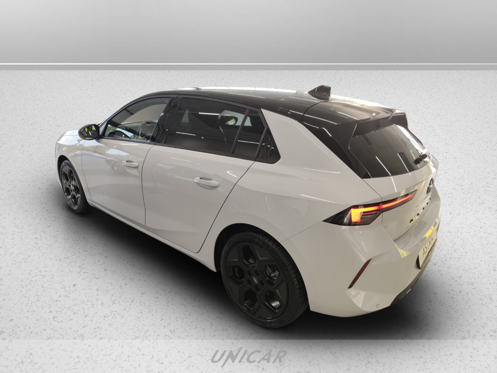 UNICAR Opel Astra
