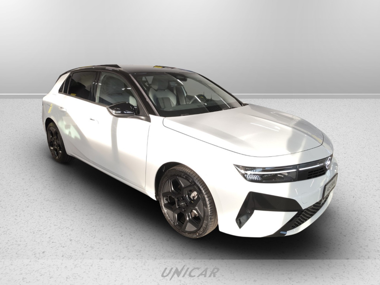UNICAR Opel Astra
