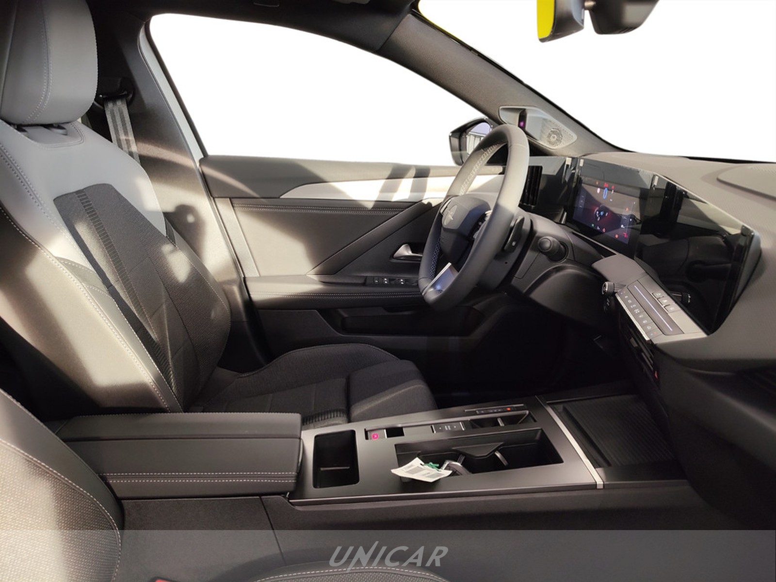 UNICAR Opel Astra