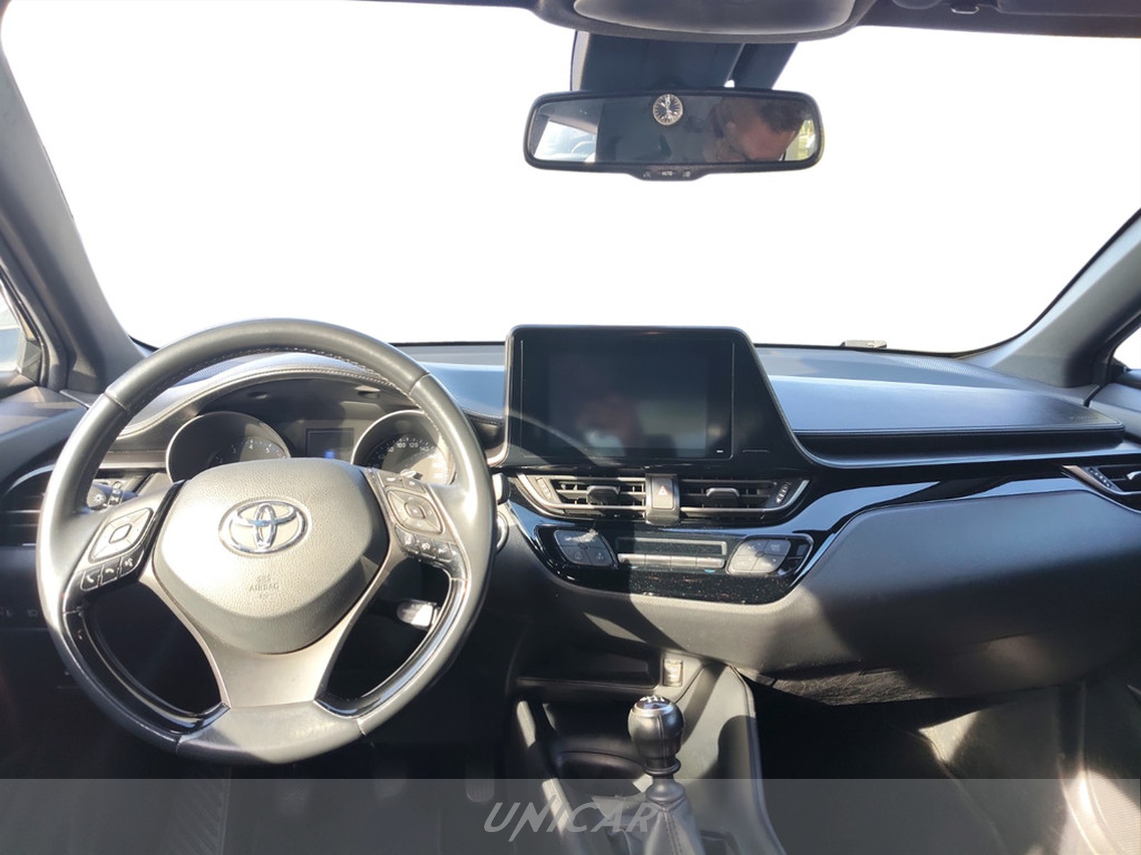 UNICAR Toyota C-HR