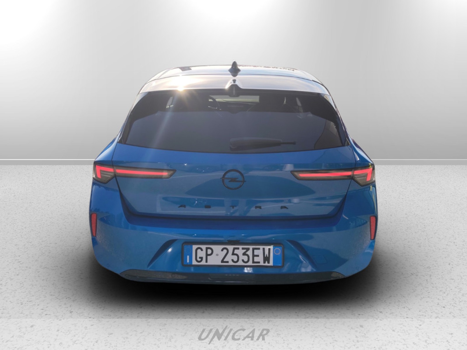 UNICAR Opel Astra