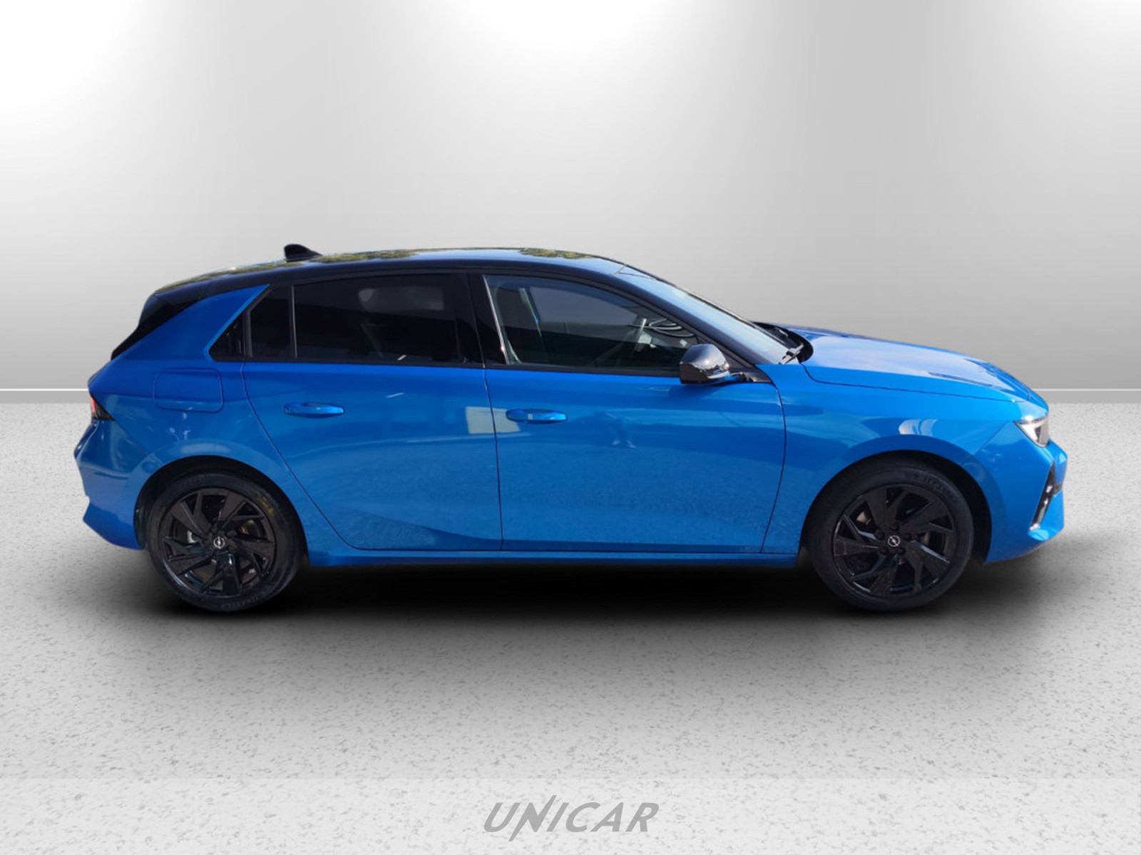 UNICAR Opel Astra