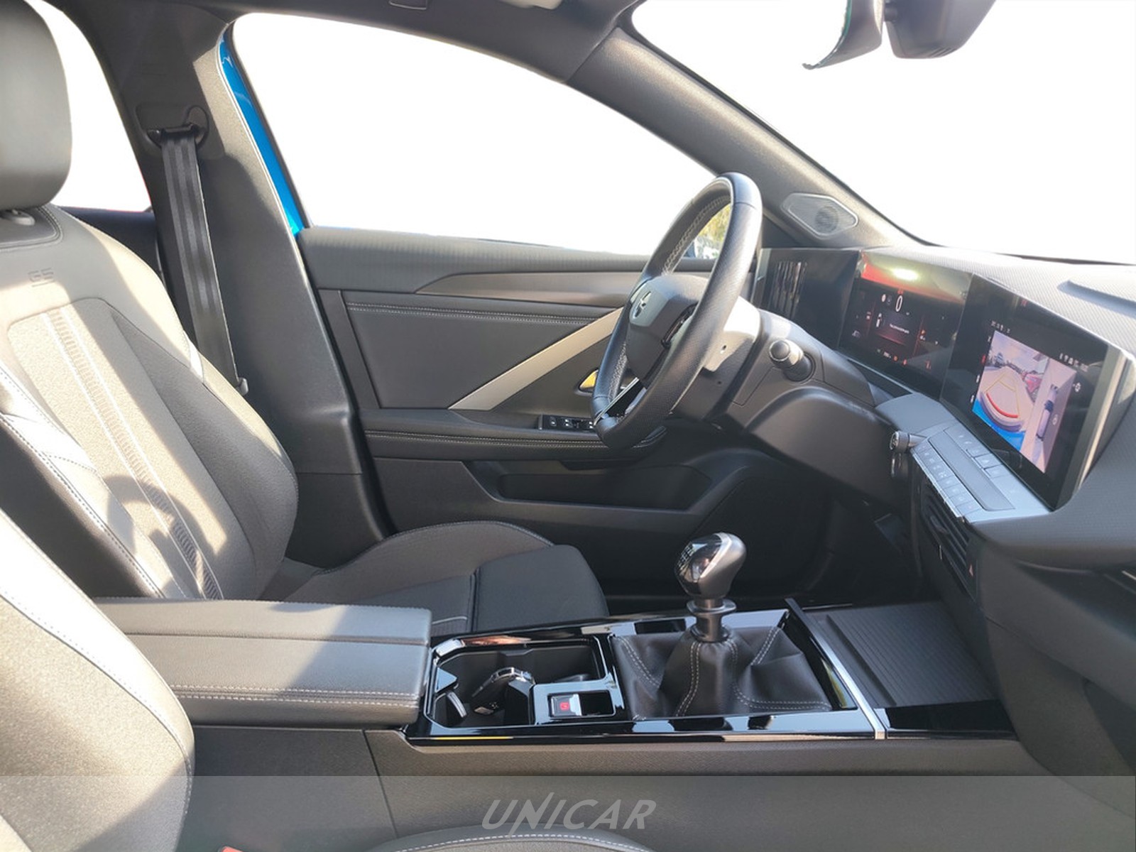 UNICAR Opel Astra