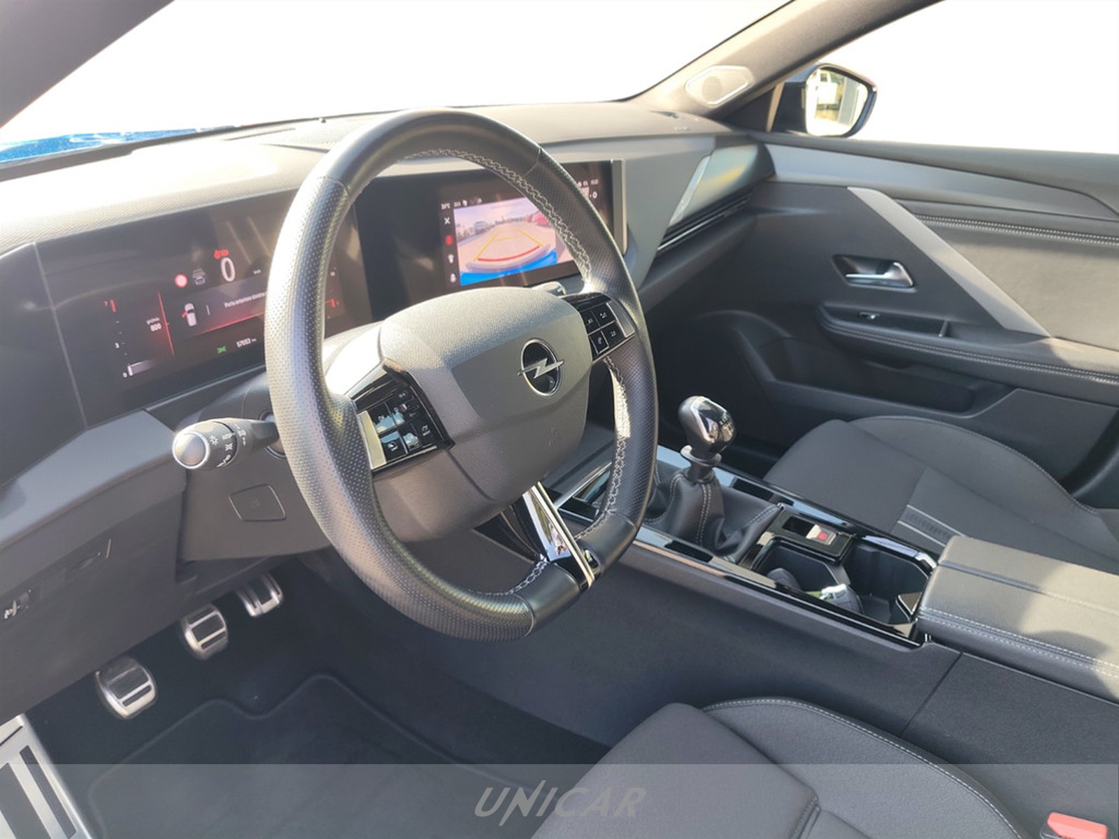 UNICAR Opel Astra