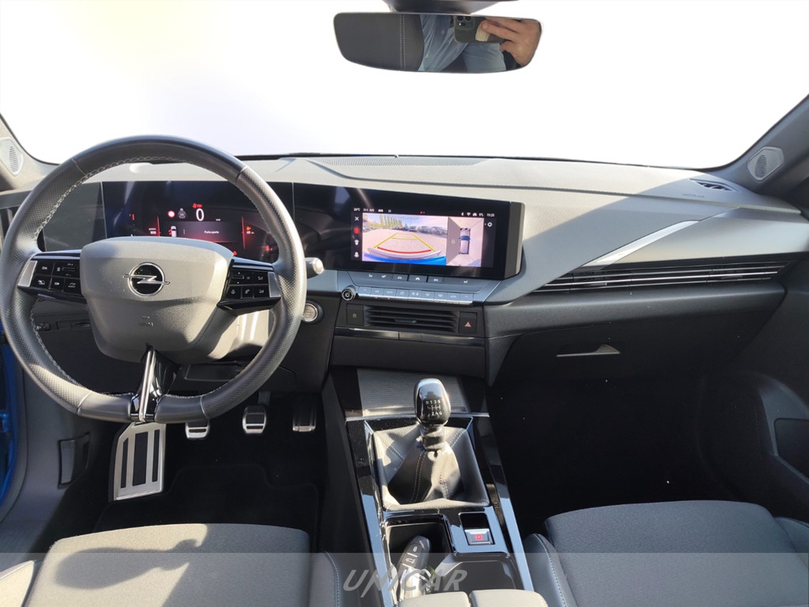 UNICAR Opel Astra