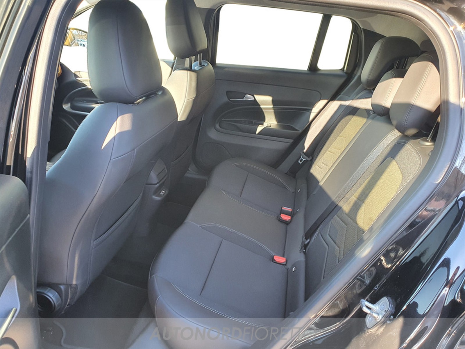 AUTONORD Jeep Avenger