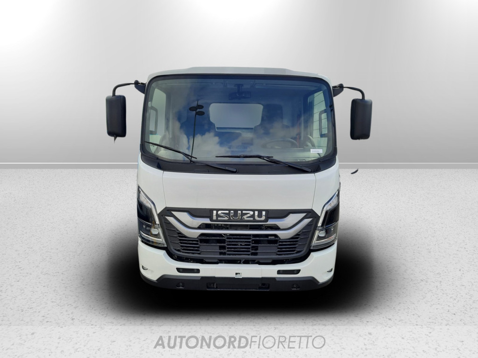 AUTONORD Isuzu M27
