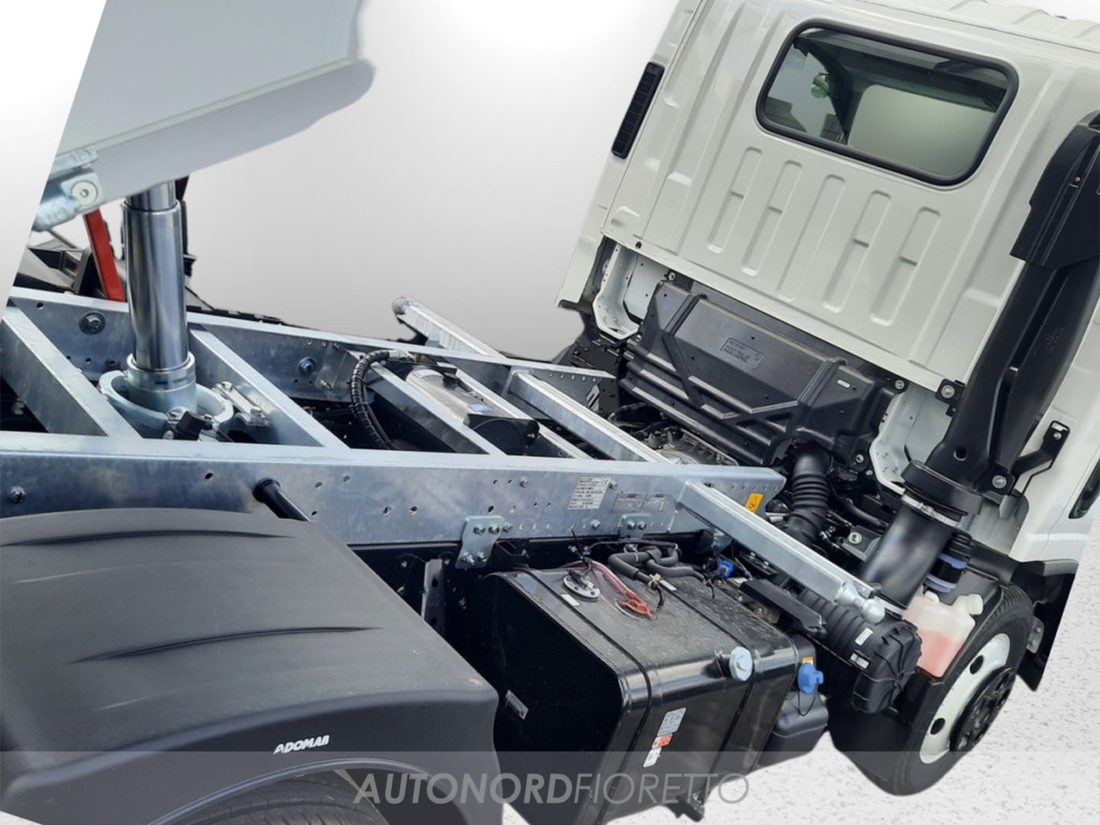 AUTONORD Isuzu M27