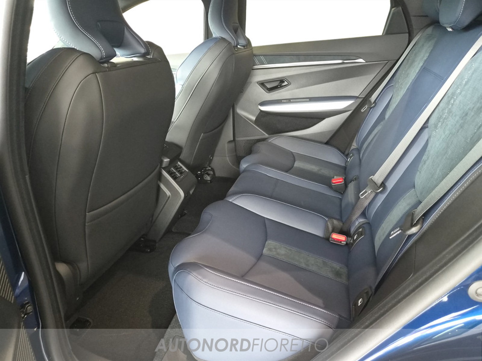 AUTONORD Alpine A390