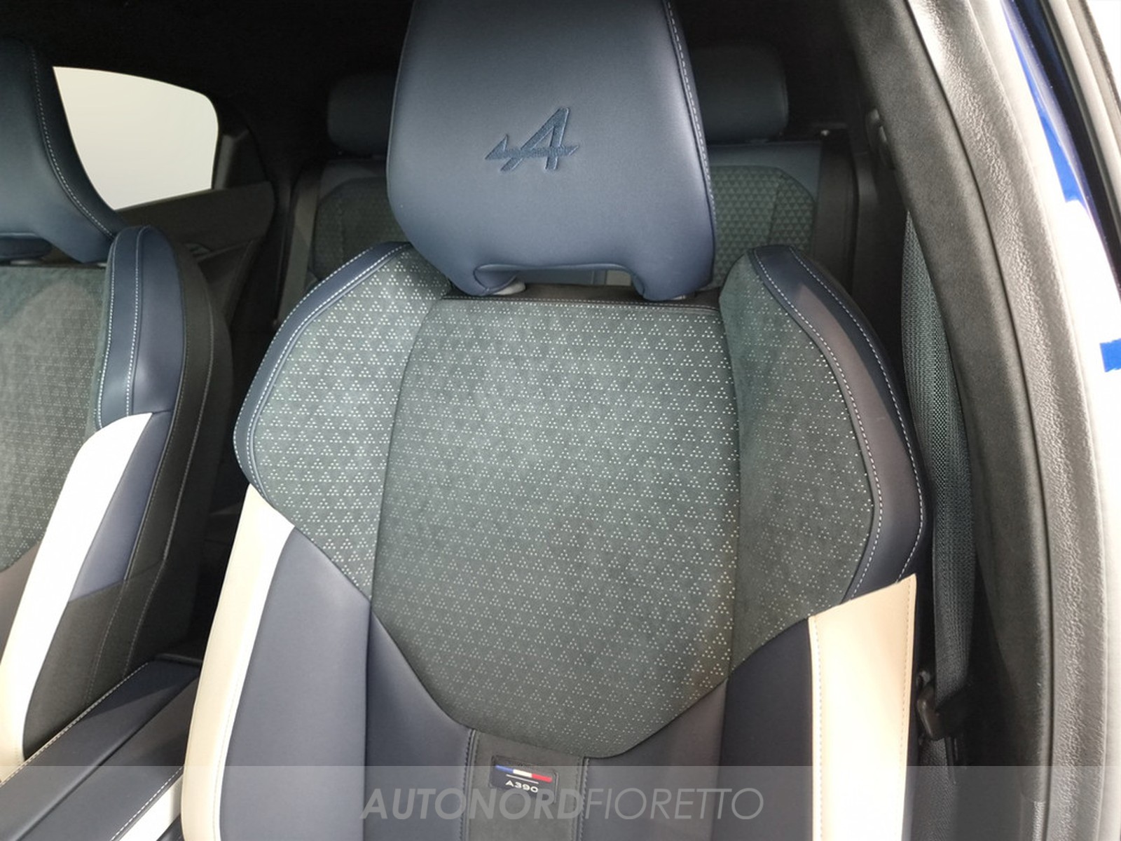 AUTONORD Alpine A390