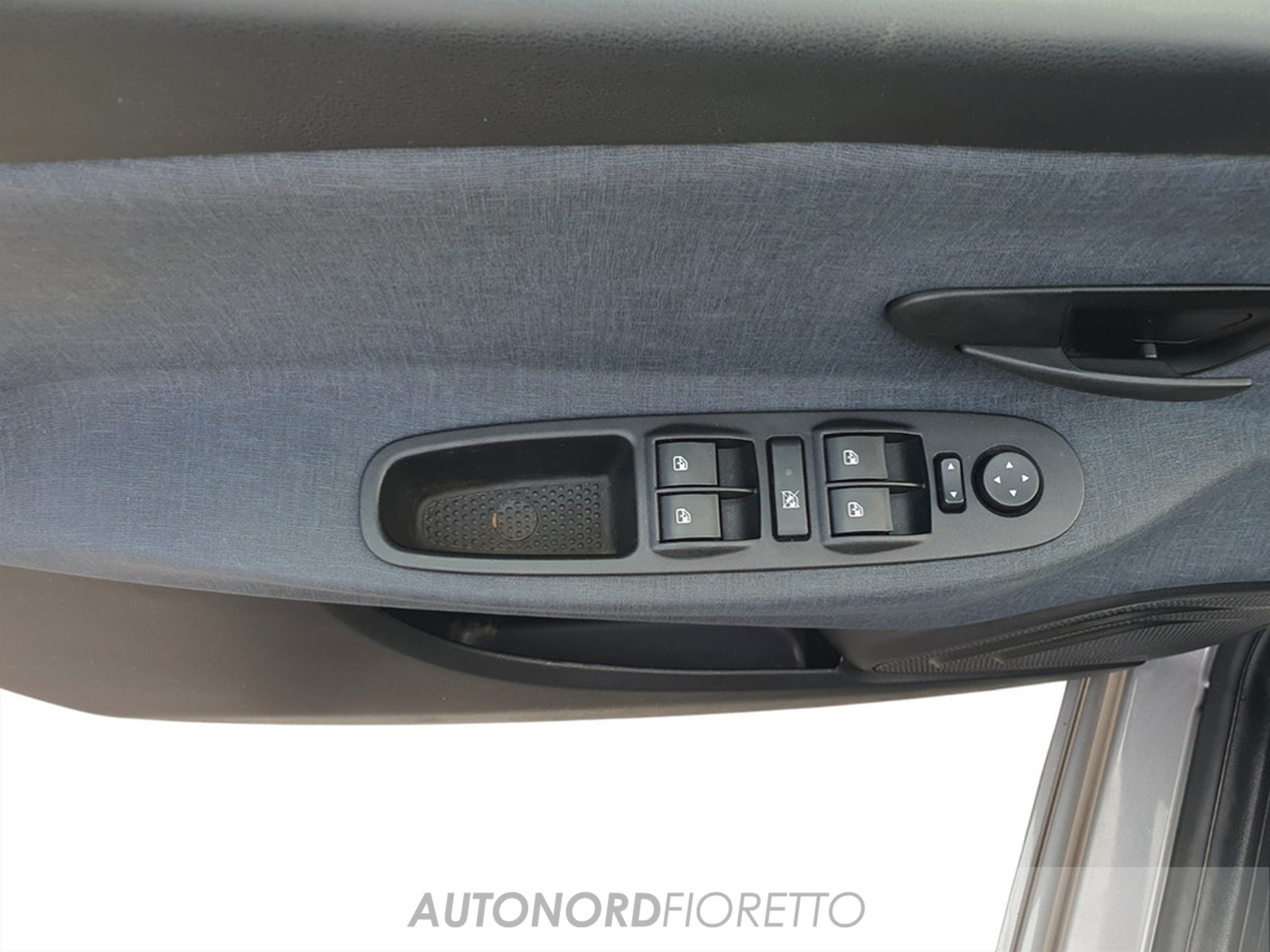 AUTONORD Lancia Ypsilon