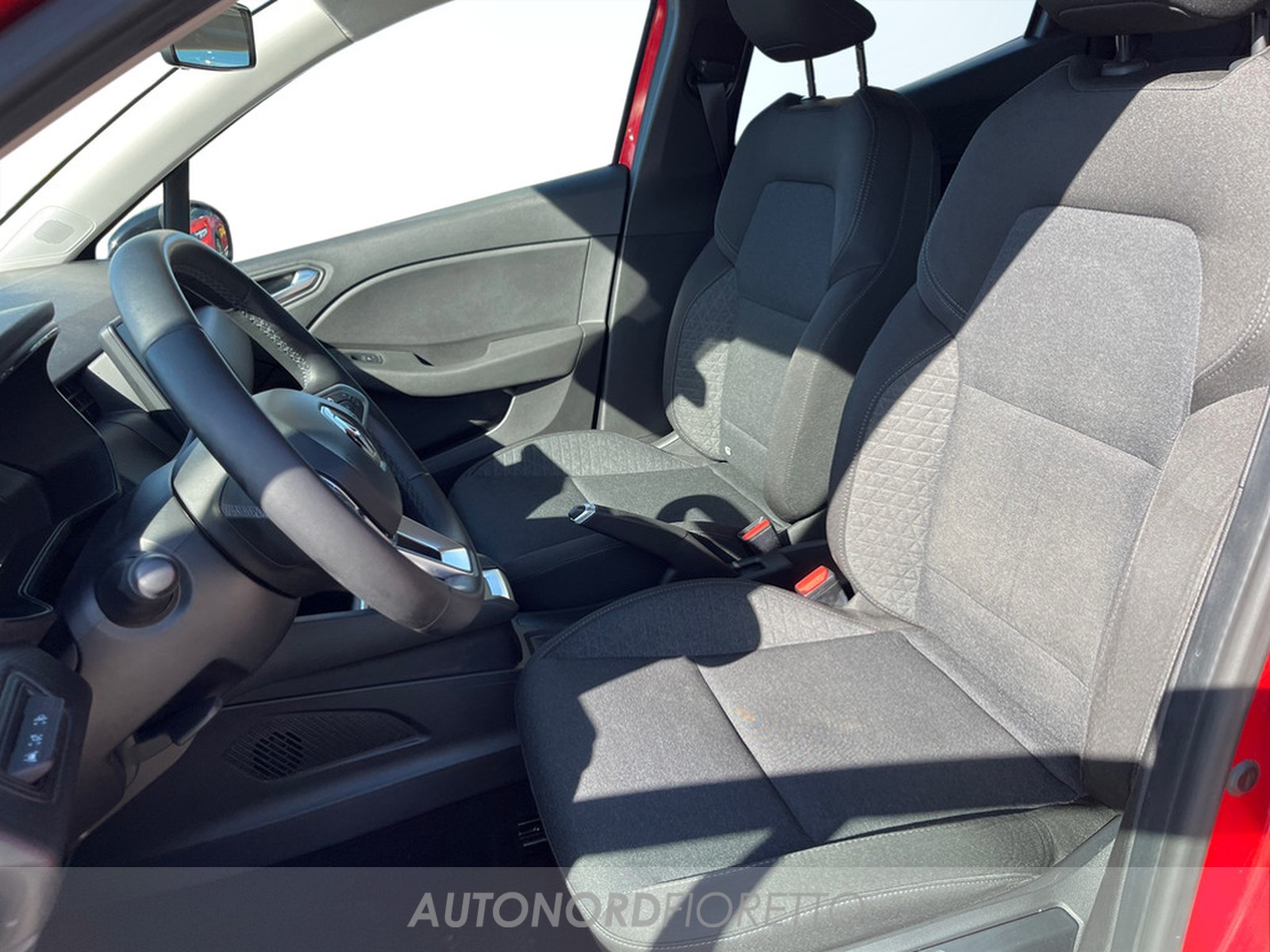 AUTONORD Renault Clio