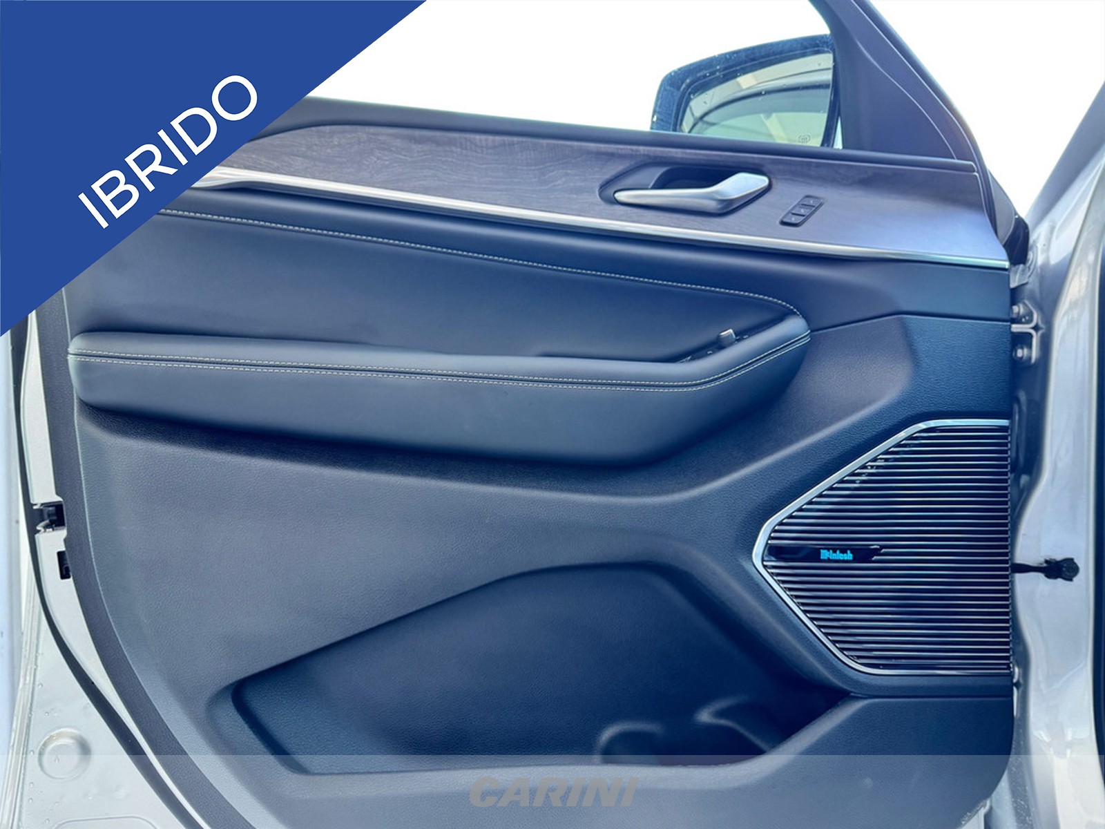 CARINI Jeep Grand Cherokee