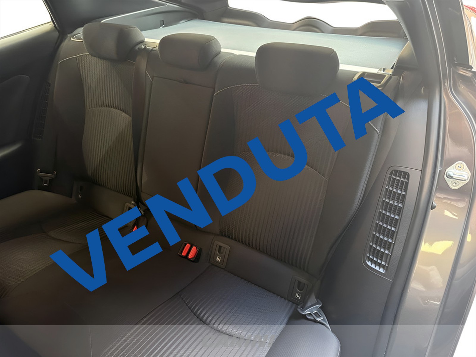 CARINI Toyota Prius