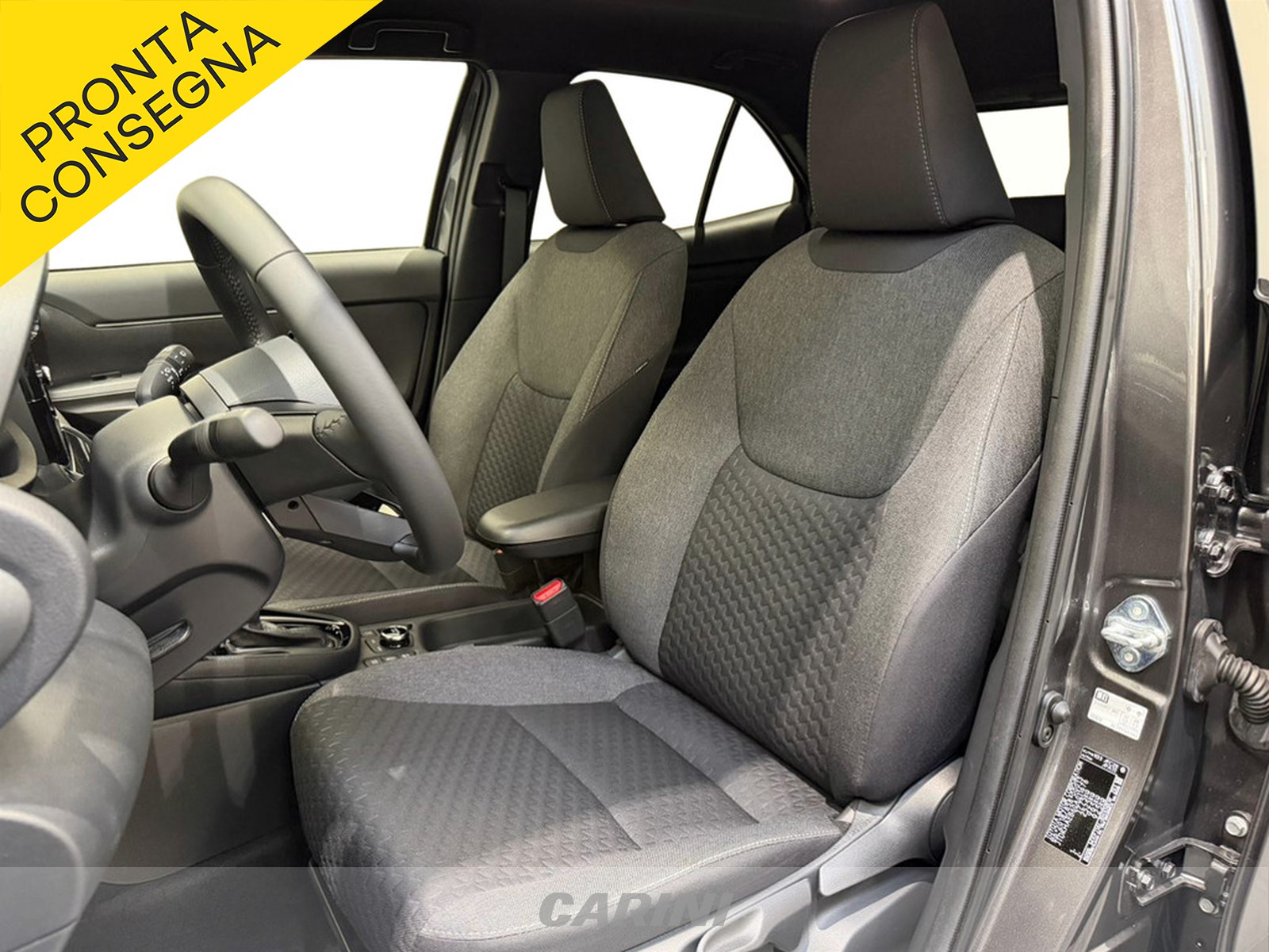 CARINI Toyota yaris cross