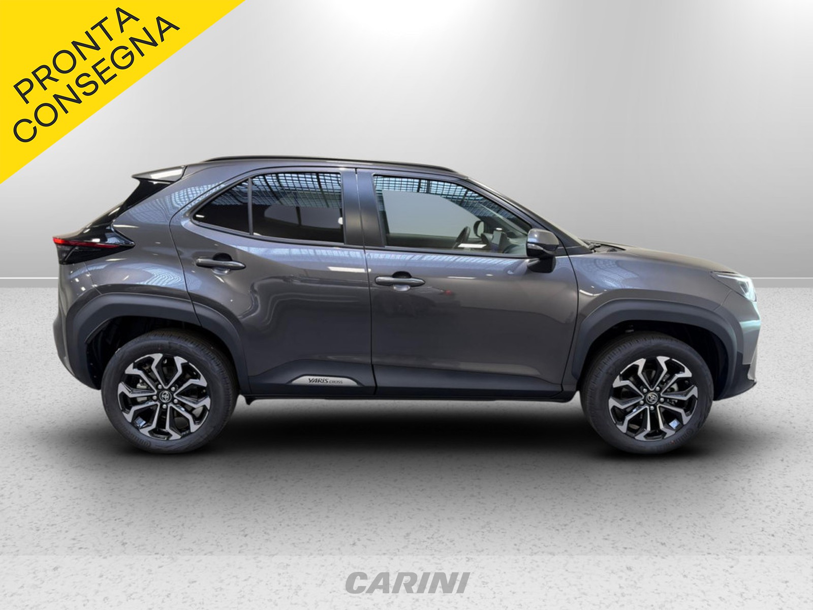 CARINI Toyota yaris cross