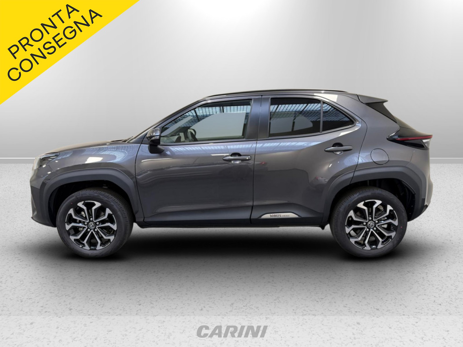 CARINI Toyota yaris cross
