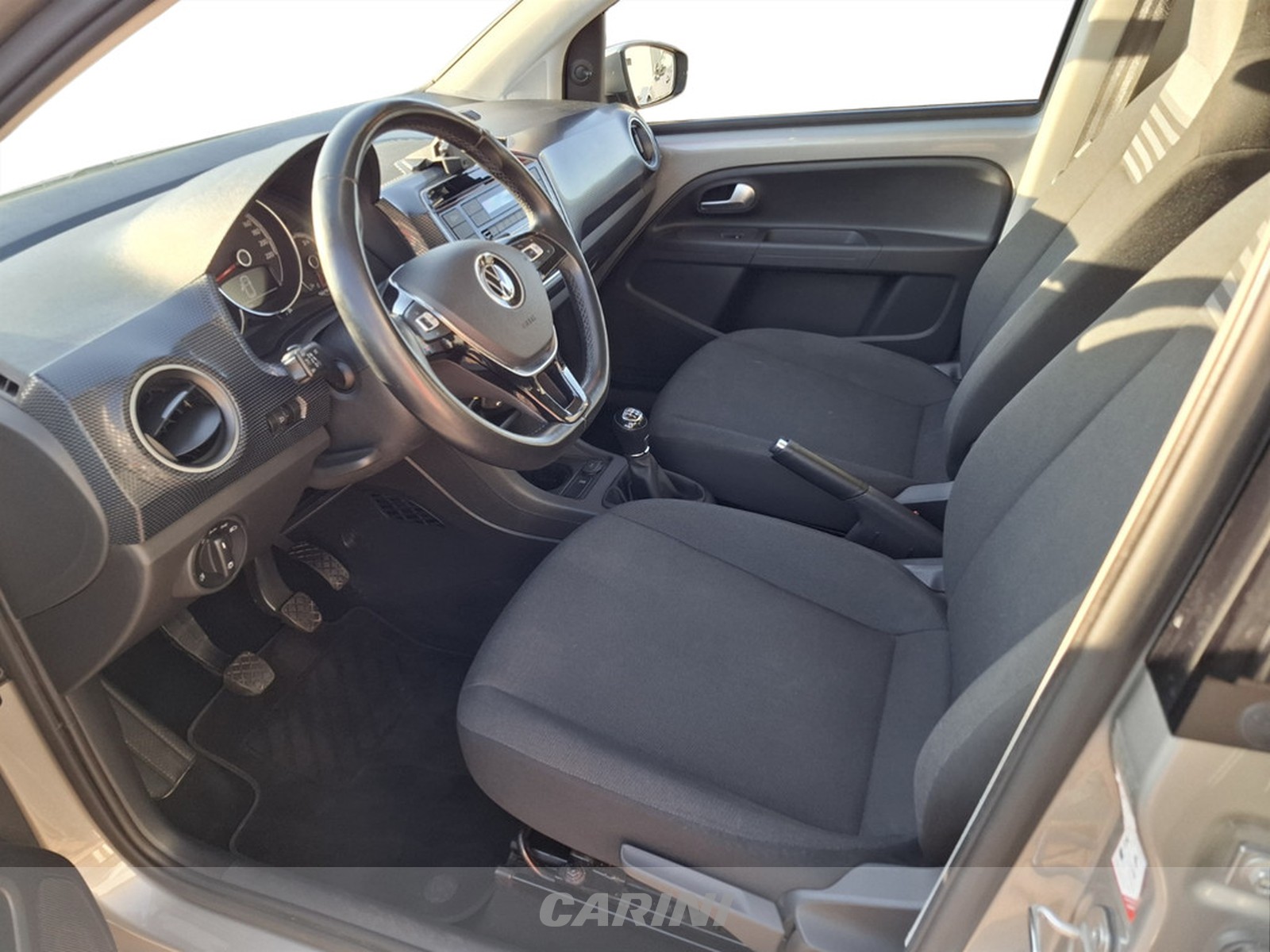 CARINI Volkswagen up!