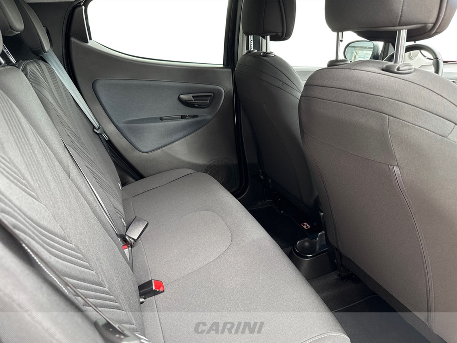 CARINI Lancia Ypsilon