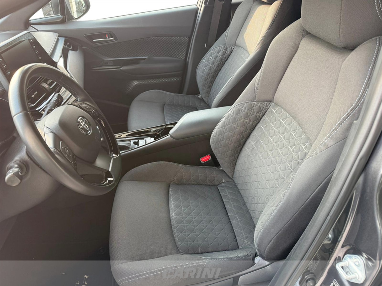 CARINI Toyota C-HR