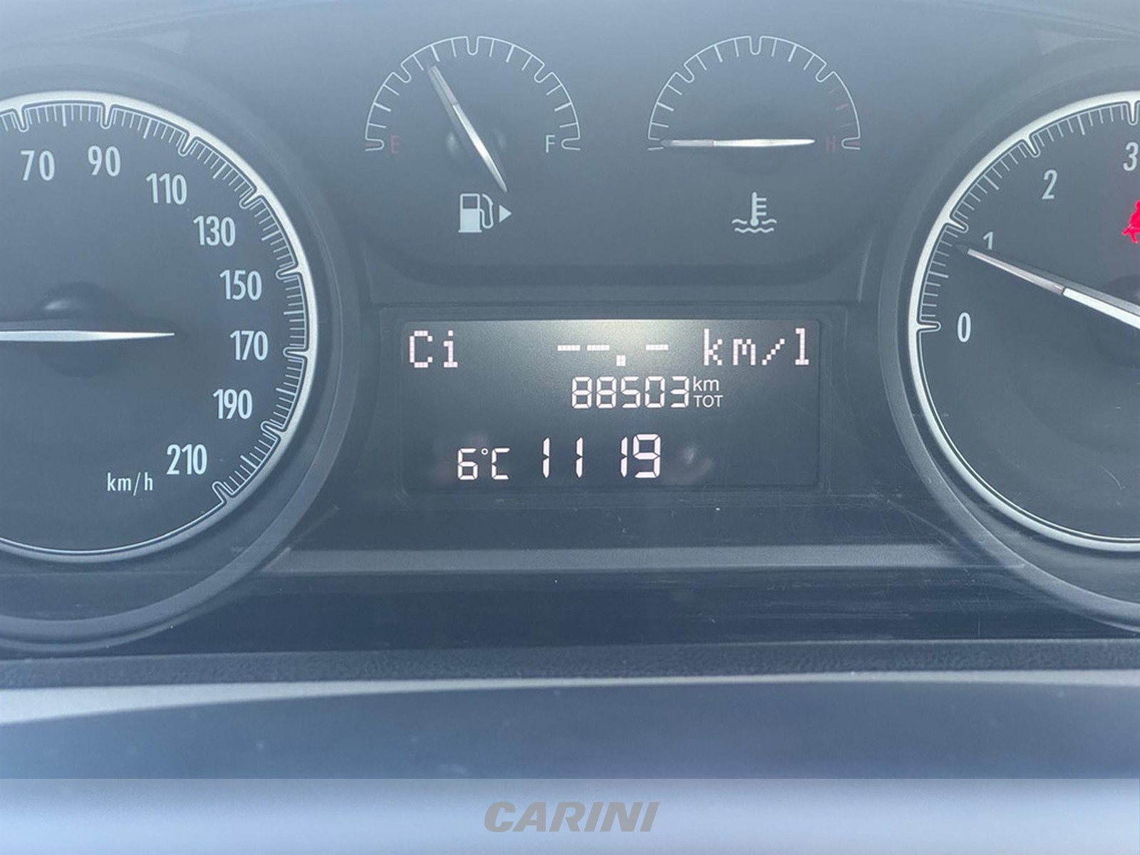 CARINI Lancia Ypsilon