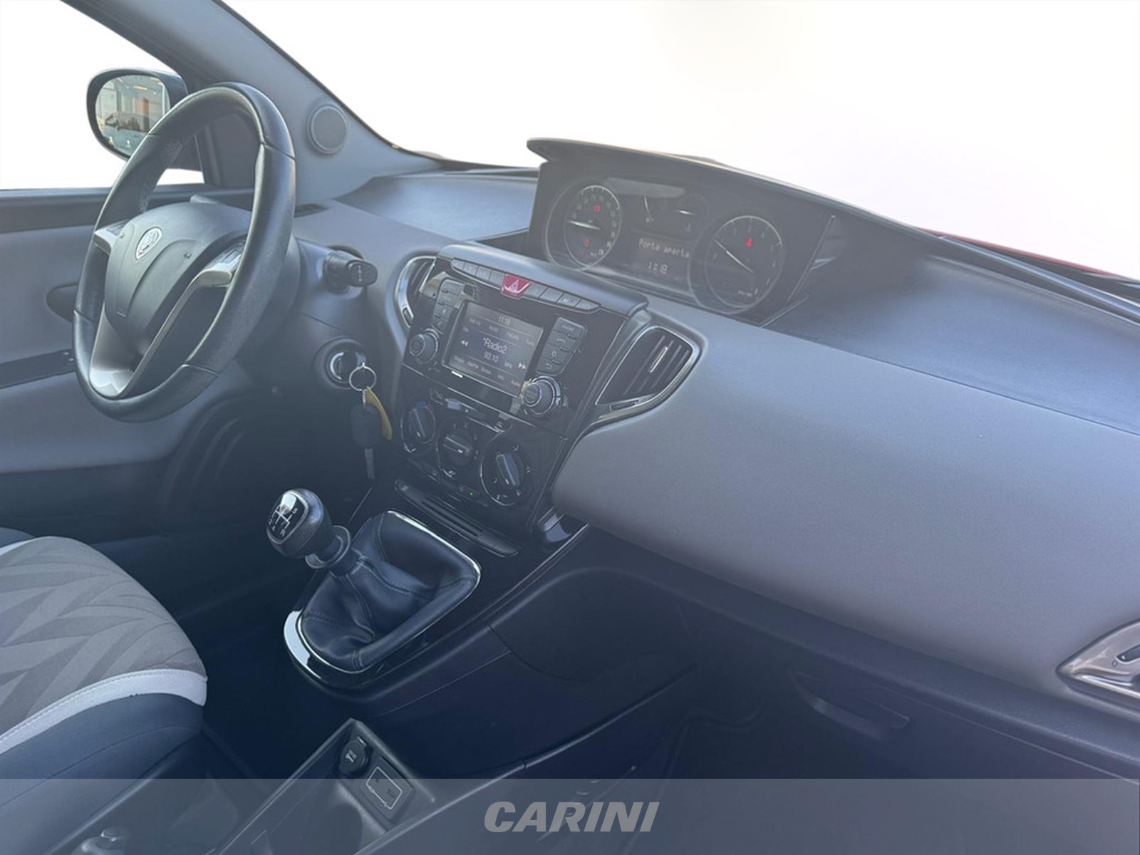 CARINI Lancia Ypsilon