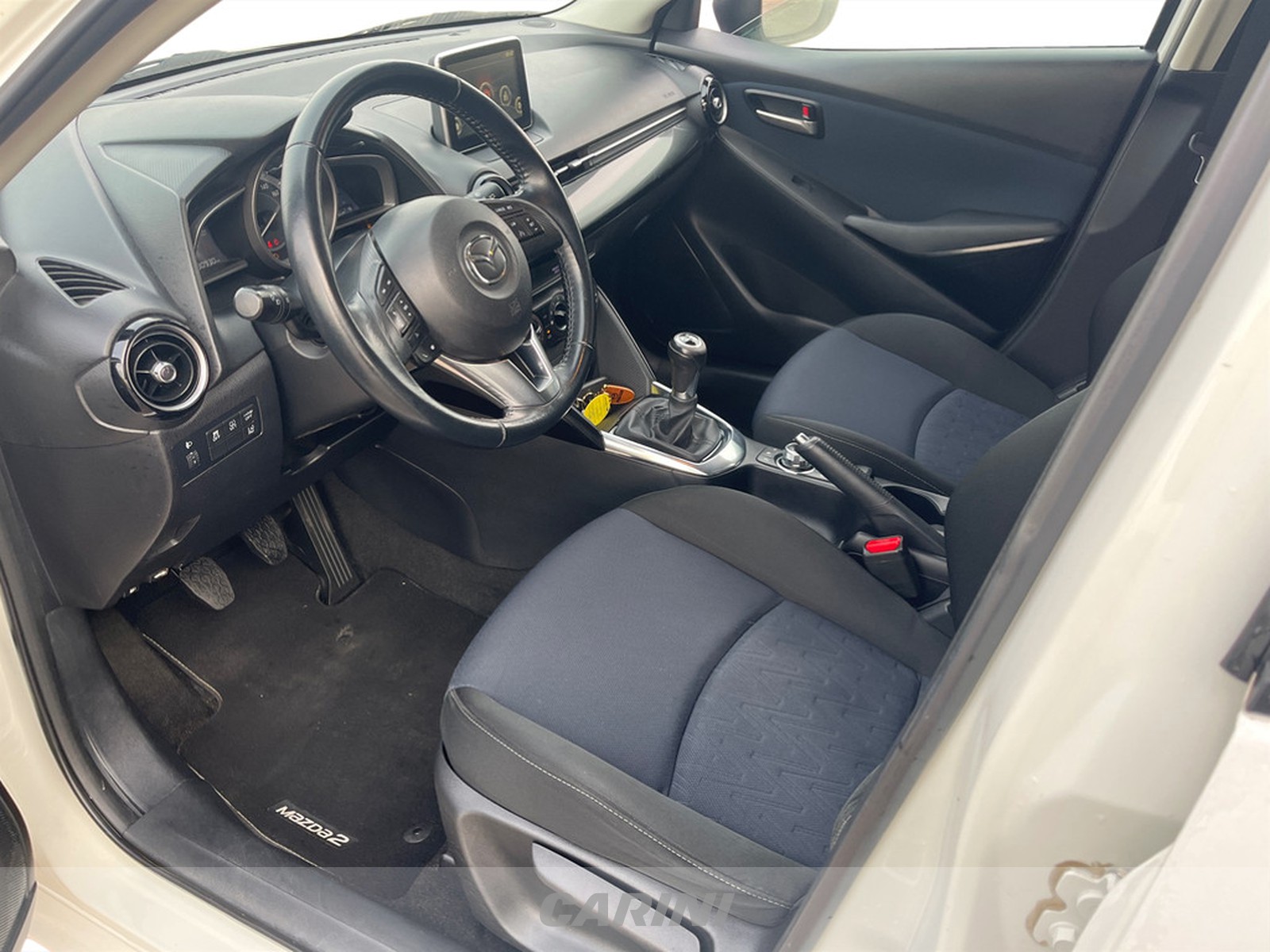 CARINI Mazda 2