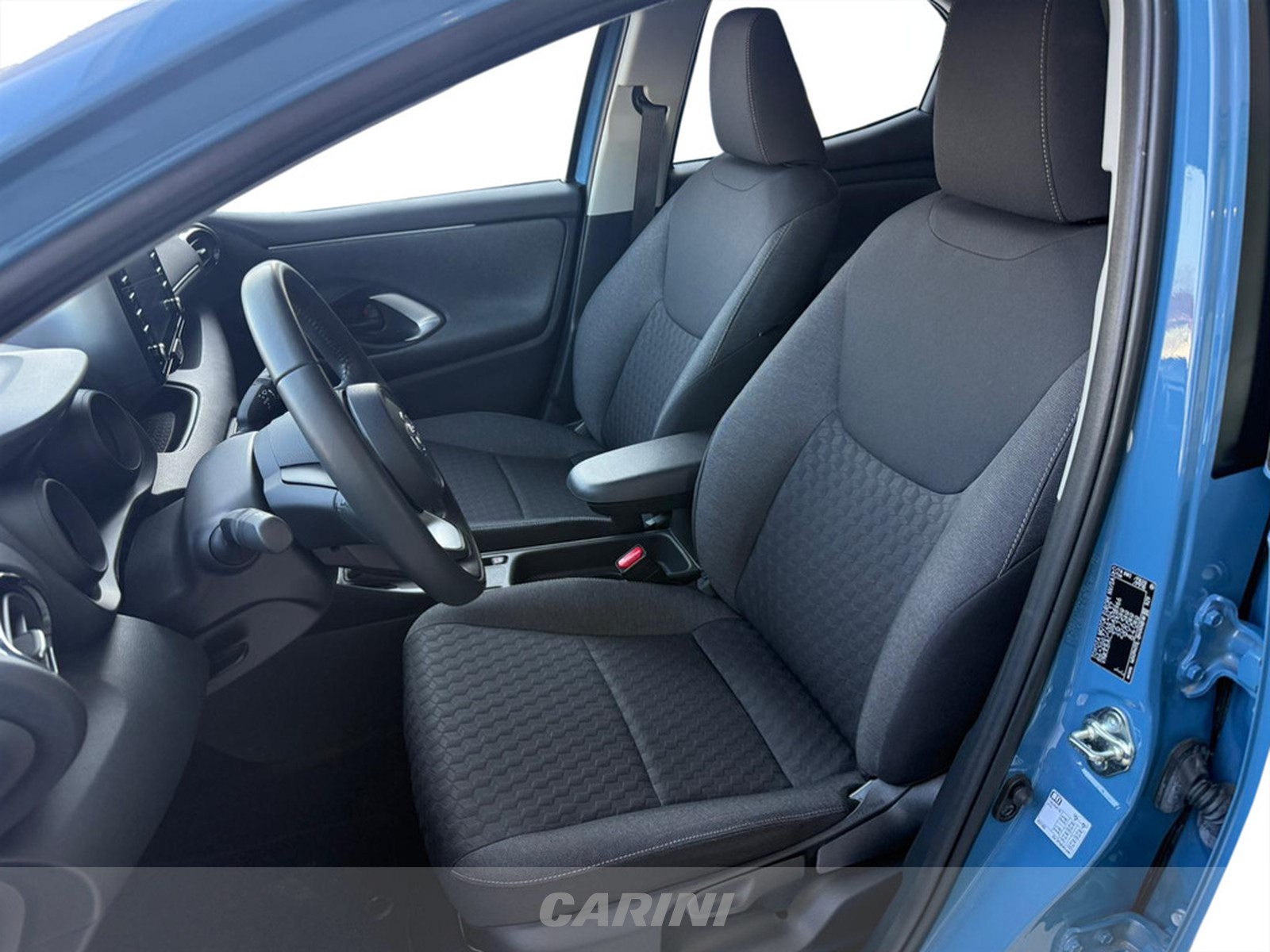 CARINI Toyota Yaris