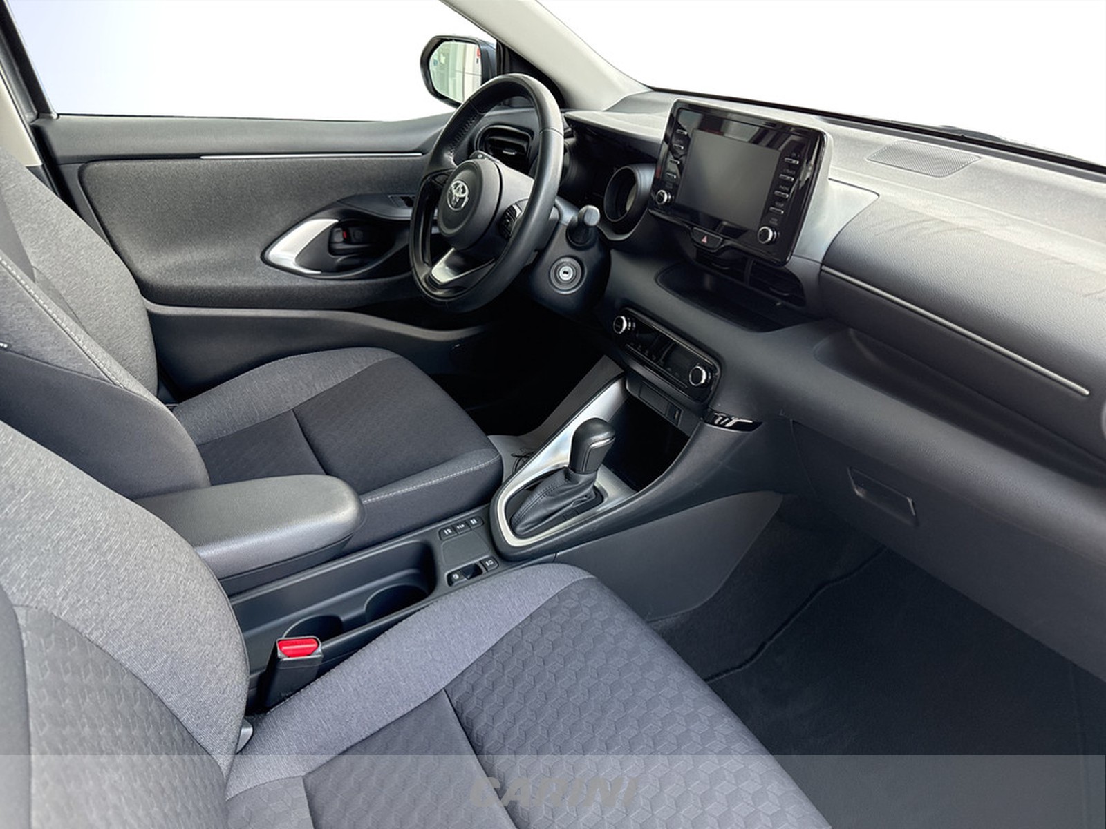 CARINI Toyota Yaris