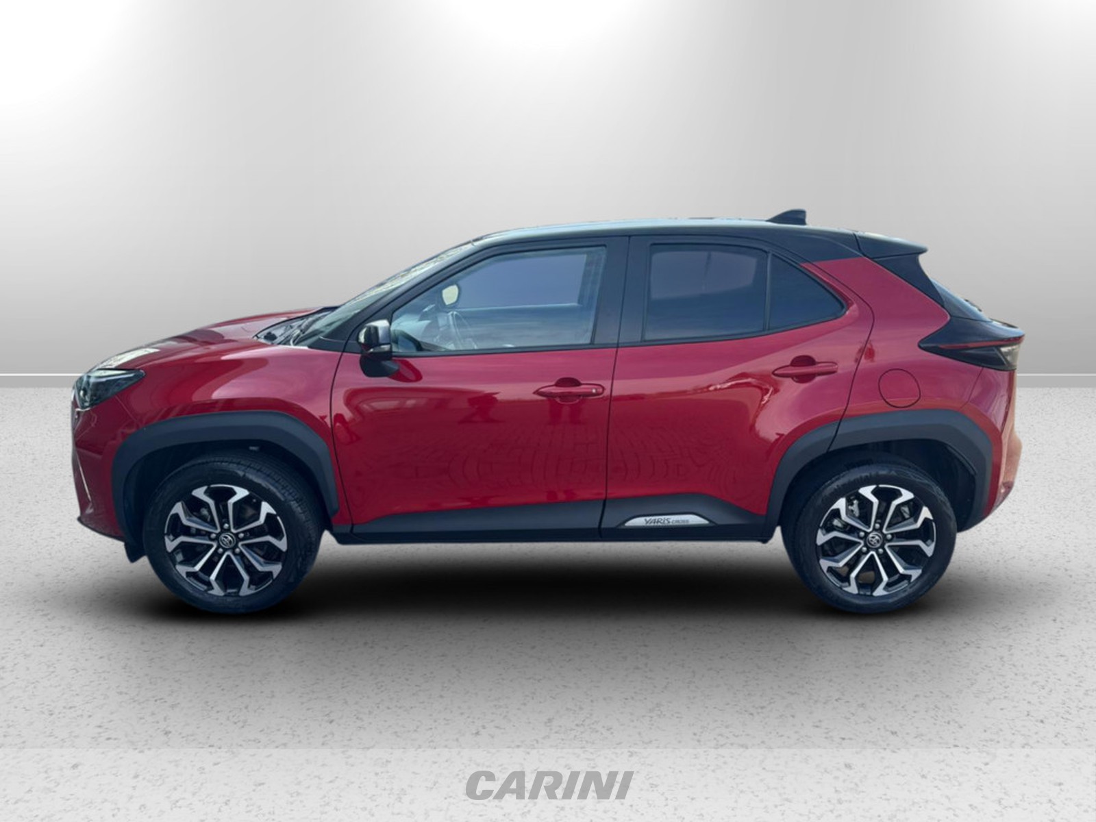 CARINI Toyota yaris cross
