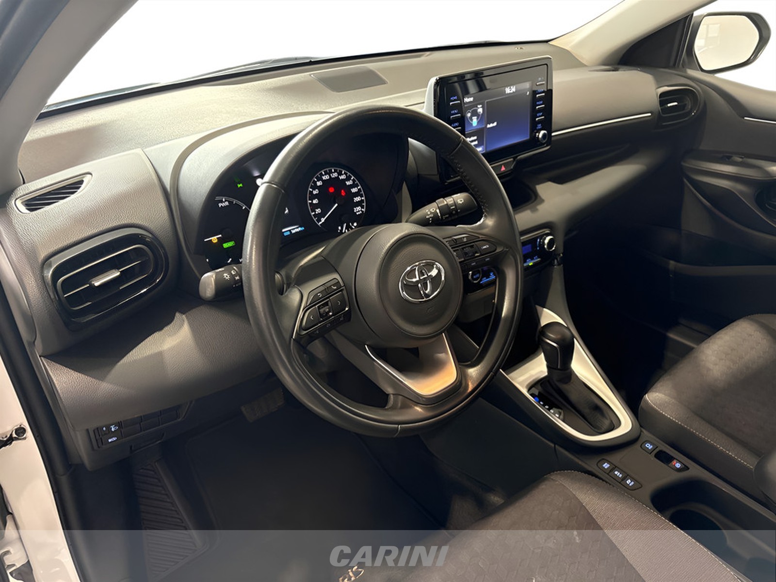 CARINI Toyota Yaris