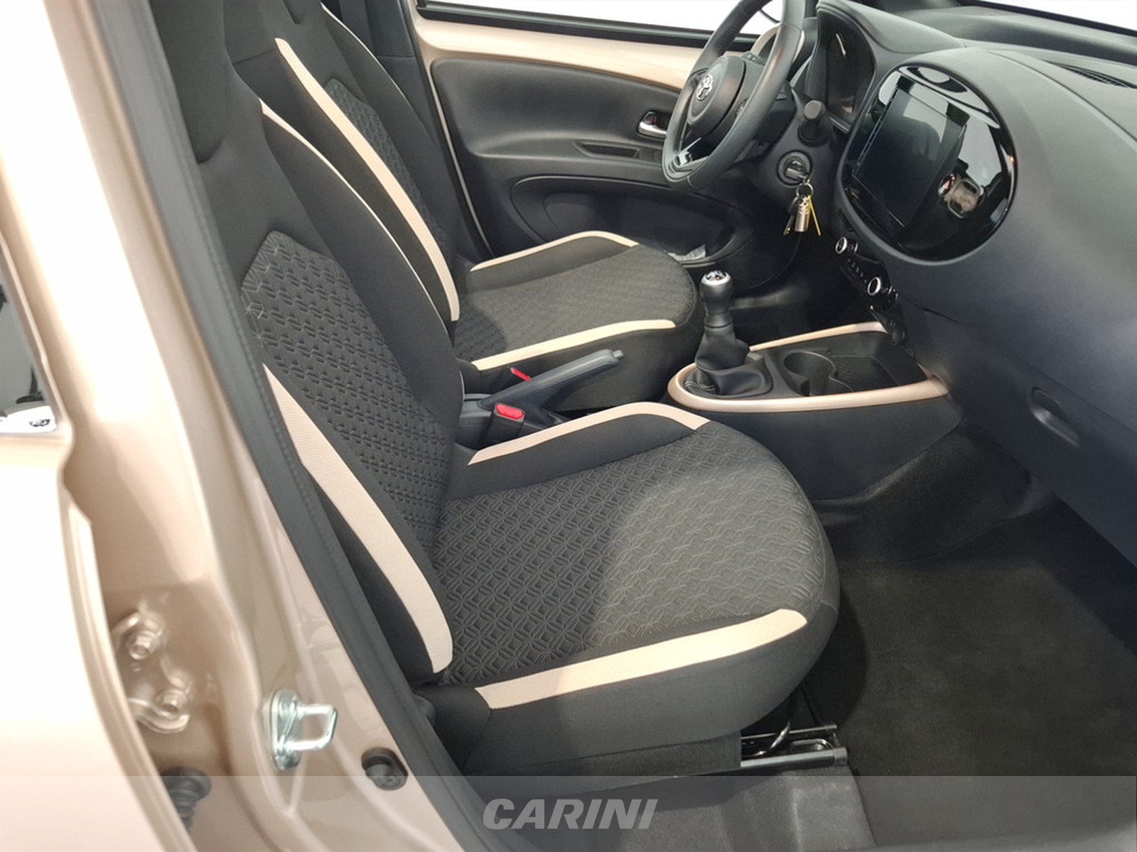 CARINI Toyota Aygo