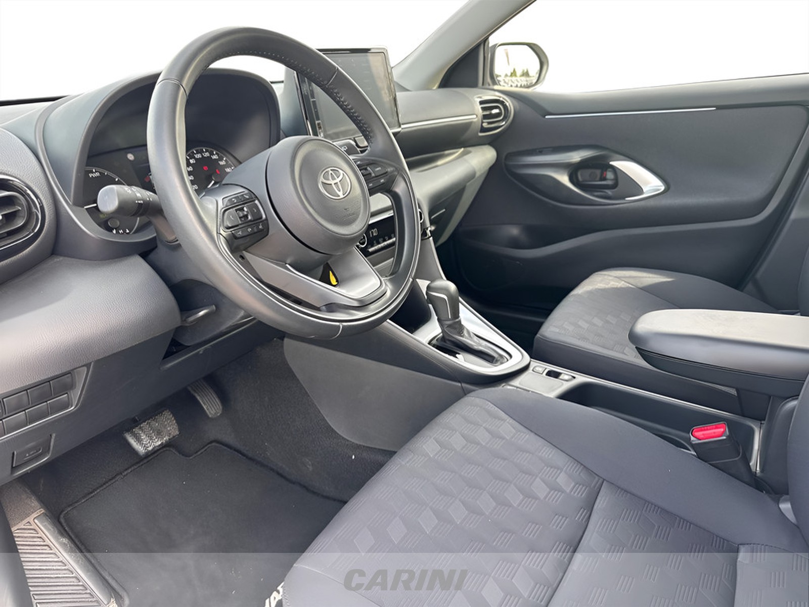 CARINI Toyota Yaris