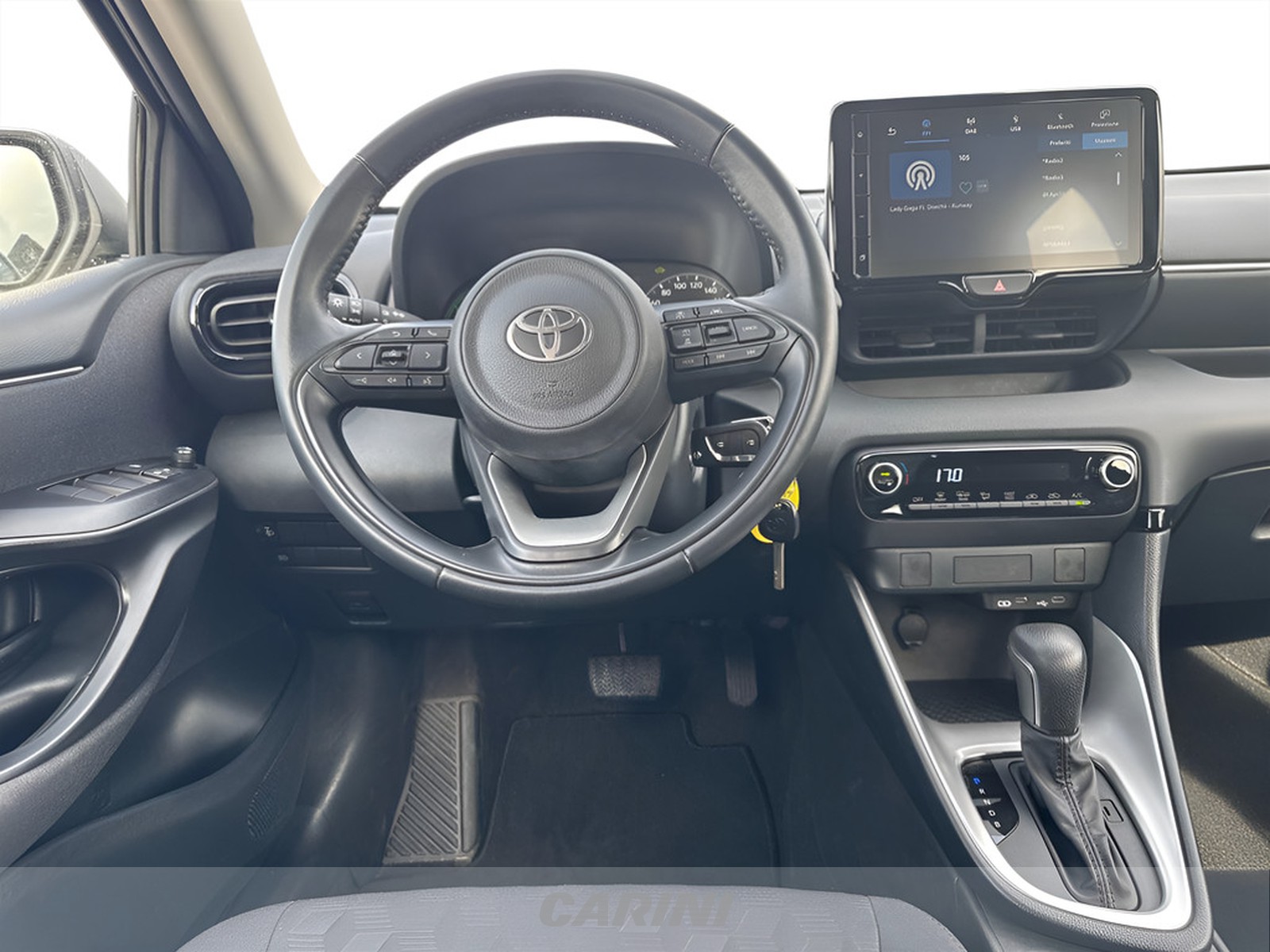 CARINI Toyota Yaris