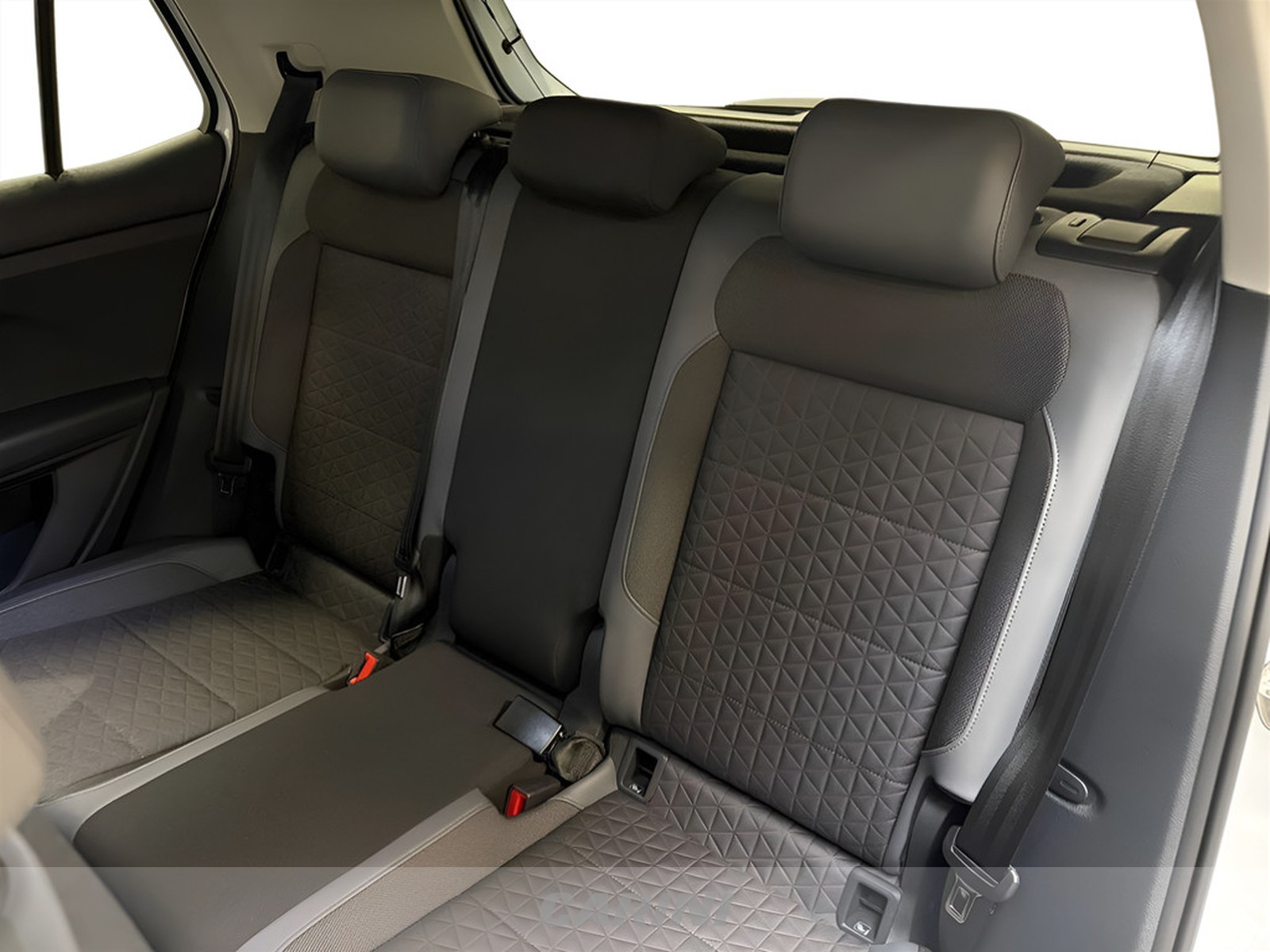 CARINI Volkswagen T-Cross