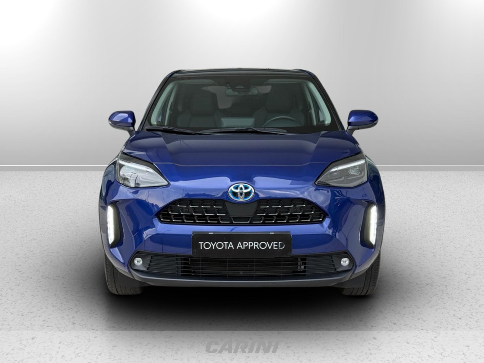 CARINI Toyota yaris cross