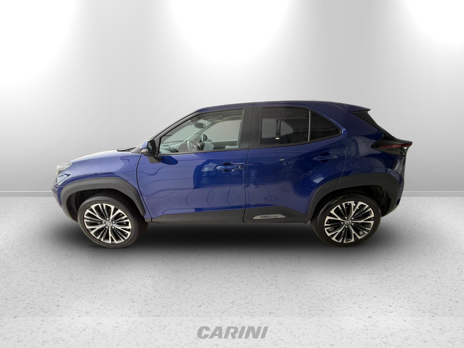 CARINI Toyota yaris cross