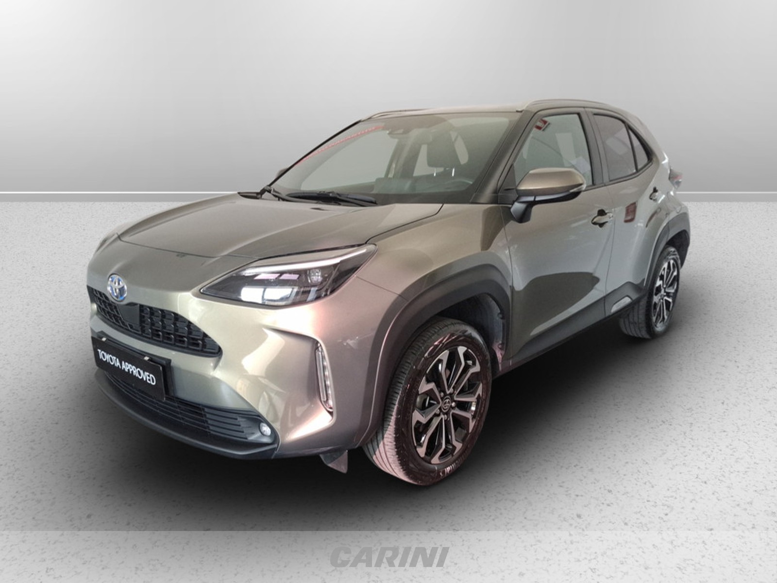 CARINI Toyota yaris cross